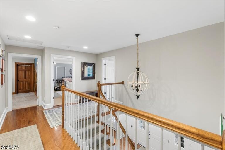 Property listing MLS 4048561 photo 25