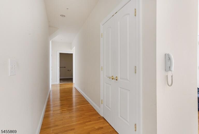 Property listing MLS 4048581 photo 11