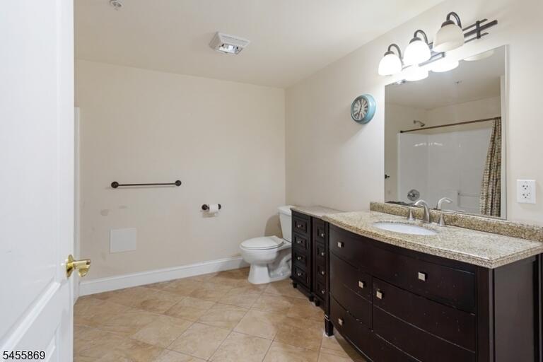 Property listing MLS 4048581 photo 15