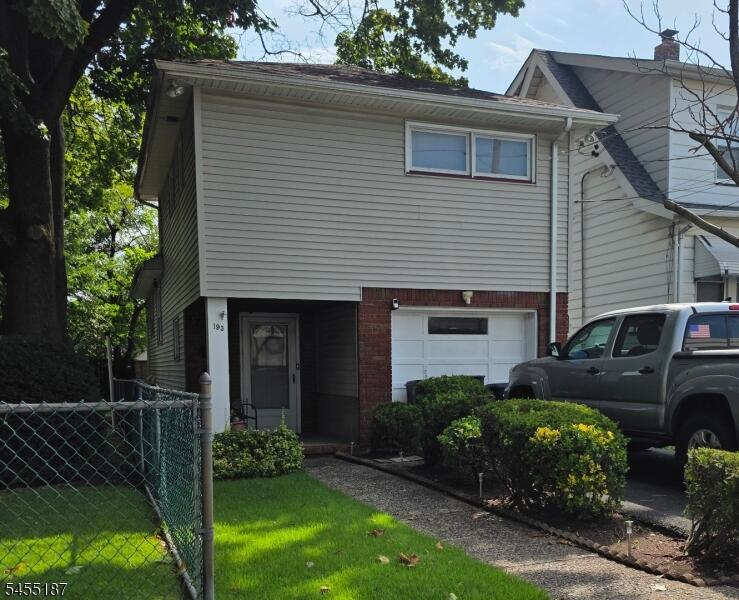 Property listing MLS 4048588 photo 1