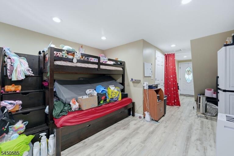 Property listing MLS 4048597 photo 23
