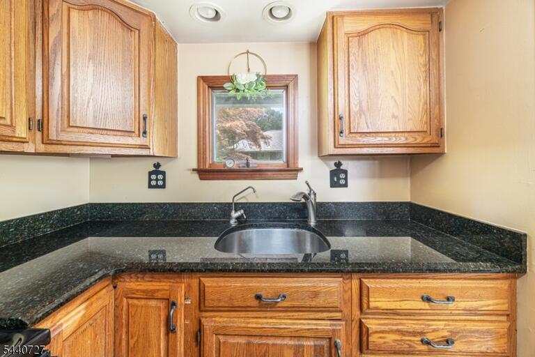 Property listing MLS 4048608 photo 16