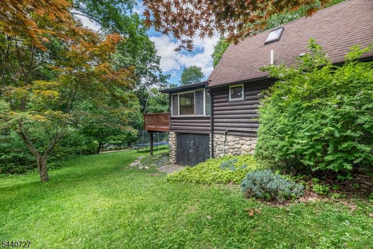 Property listing MLS 4048608 photo 38