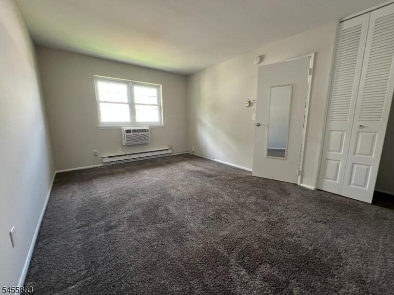 Property listing MLS 4048641 photo 11