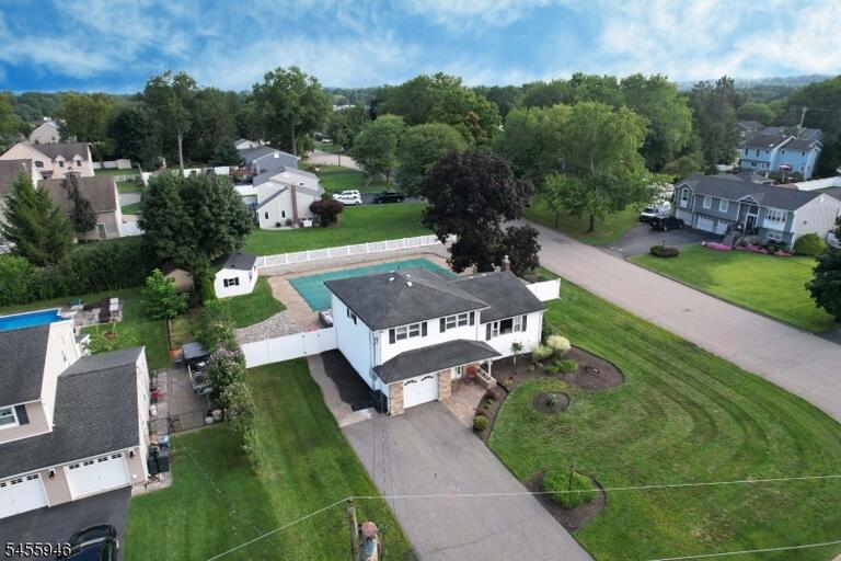 Property listing MLS 4048644 photo 37