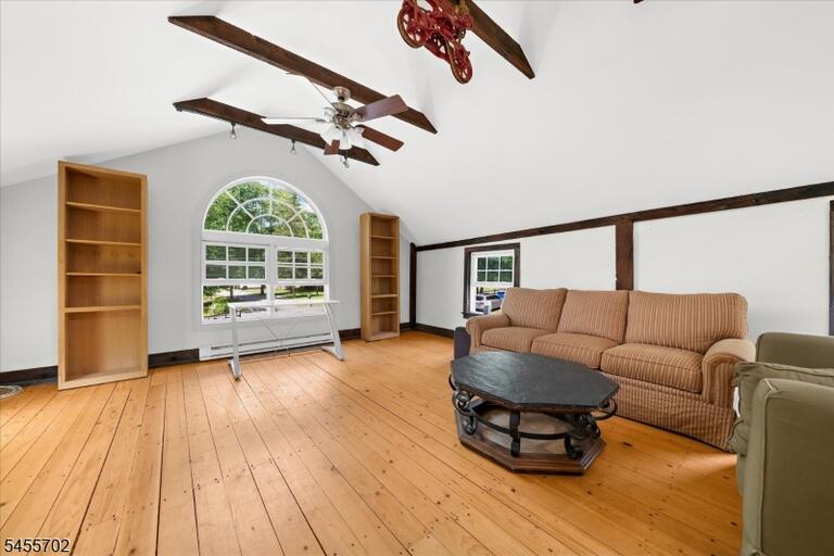 Property listing MLS 4048671 photo 22