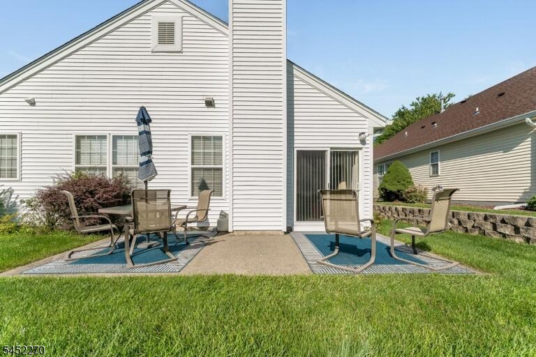 Property listing MLS 4048672 photo 26