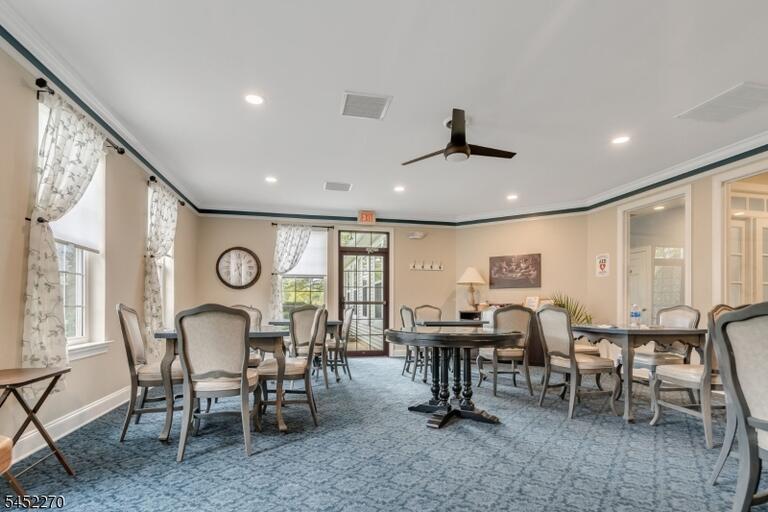 Property listing MLS 4048672 photo 3