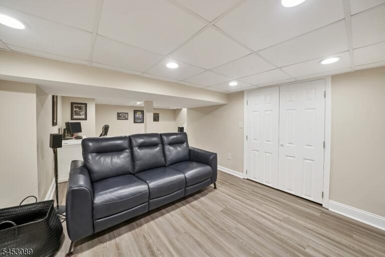 Property listing MLS 4048676 photo 17