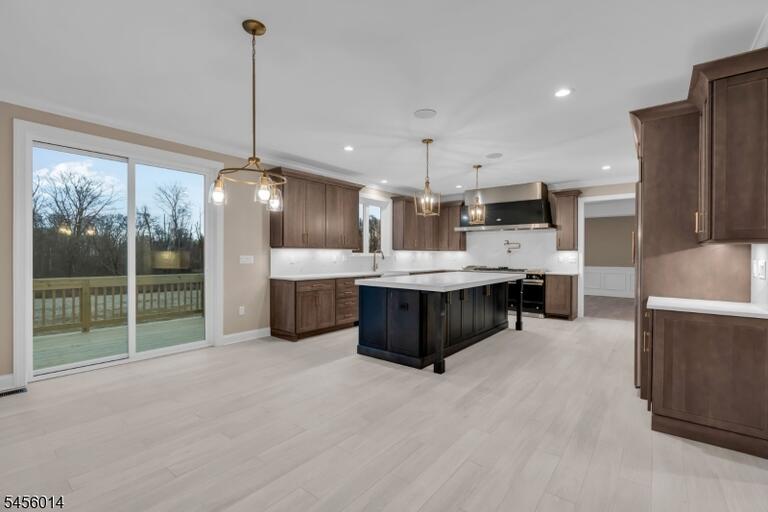Property listing MLS 4048736 photo 17