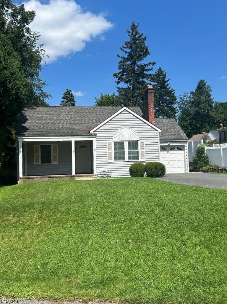 Property listing MLS 4048769 photo 1