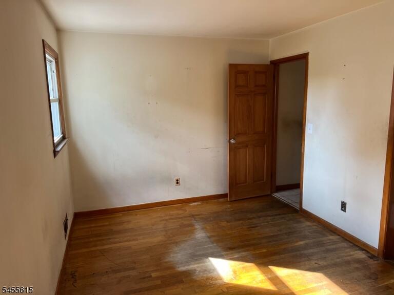 Property listing MLS 4048775 photo 11