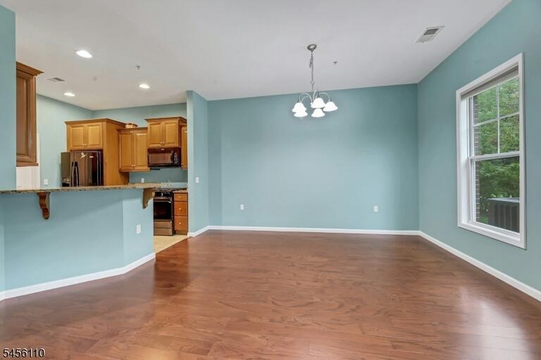 Property listing MLS 4048780 photo 11