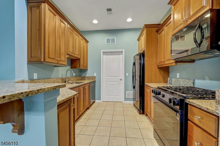 Property listing MLS 4048780 photo 13