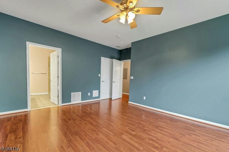 Property listing MLS 4048780 photo 22