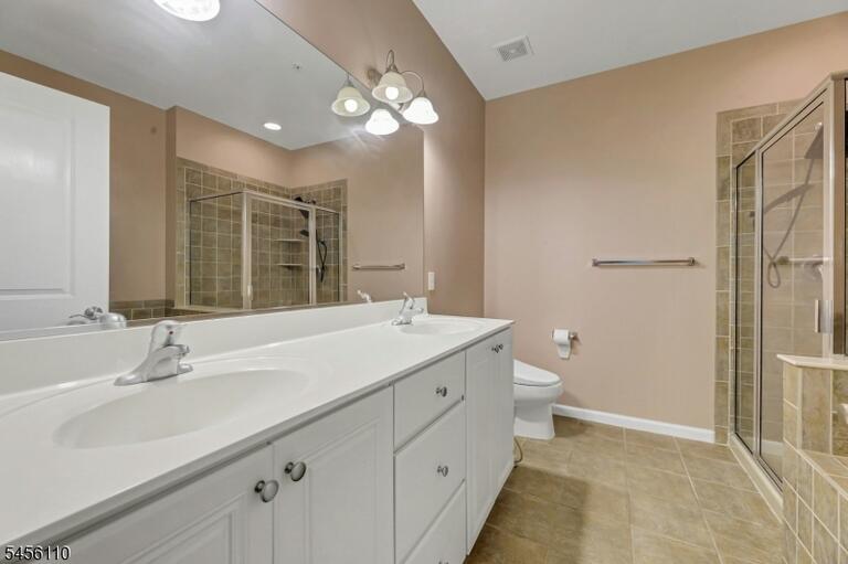 Property listing MLS 4048780 photo 23