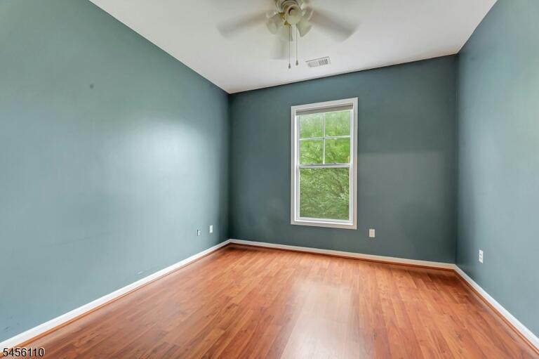 Property listing MLS 4048780 photo 30