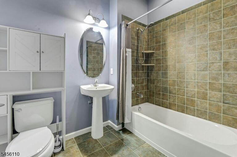 Property listing MLS 4048780 photo 7