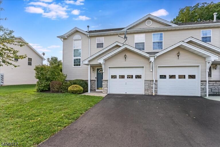 Property listing MLS 4048783 photo 2