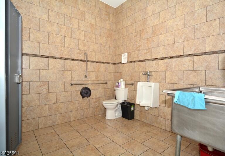 Property listing MLS 4048830 photo 13