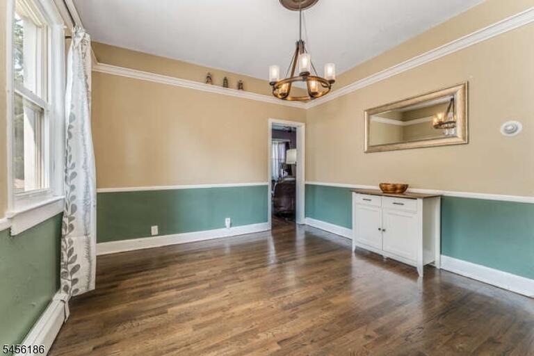 Property listing MLS 4048832 photo 8