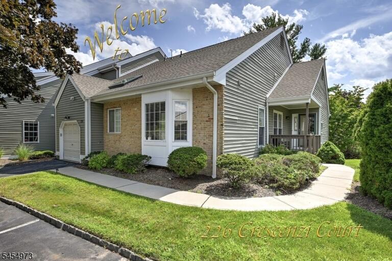 Property listing MLS 4048833 photo 1