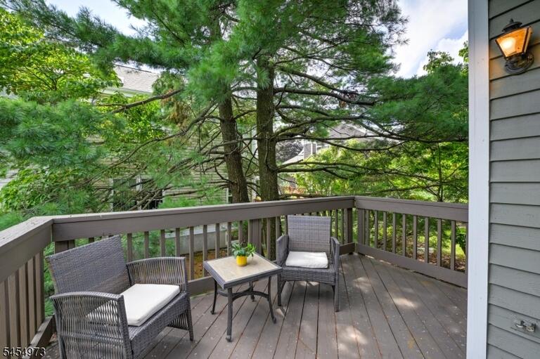 Property listing MLS 4048833 photo 6