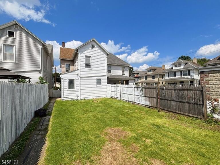 Property listing MLS 4048835 photo 25