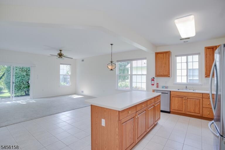 Property listing MLS 4048845 photo 16