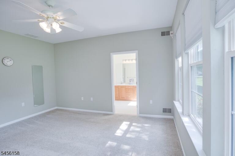 Property listing MLS 4048845 photo 27