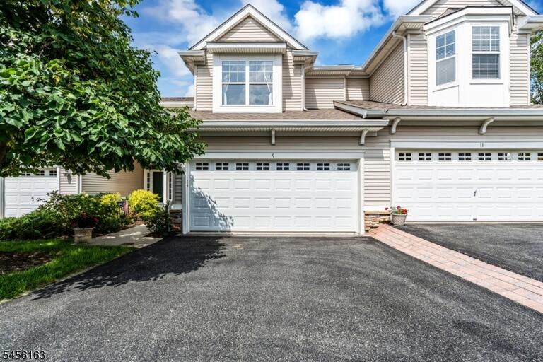 Property listing MLS 4048852 photo 33