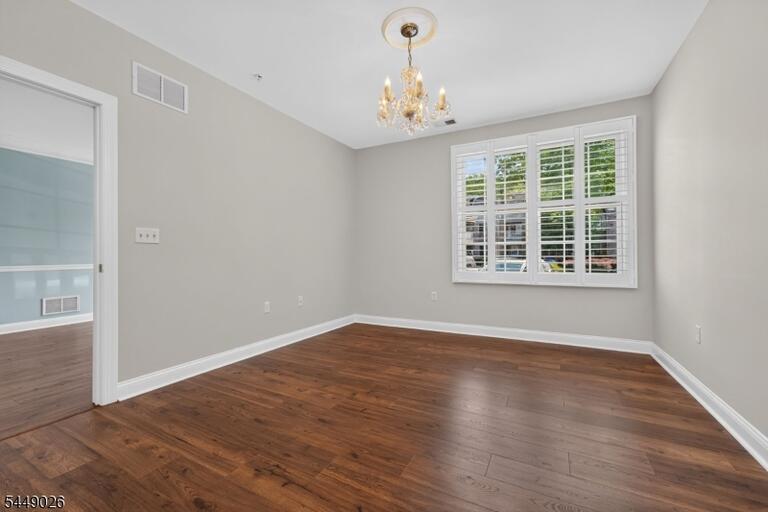 Property listing MLS 4048861 photo 10