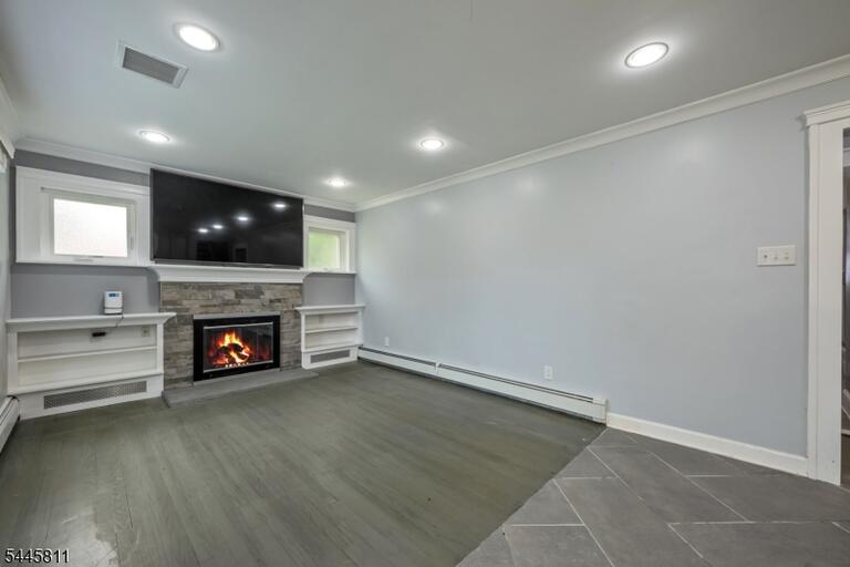 Property listing MLS 4048869 photo 5