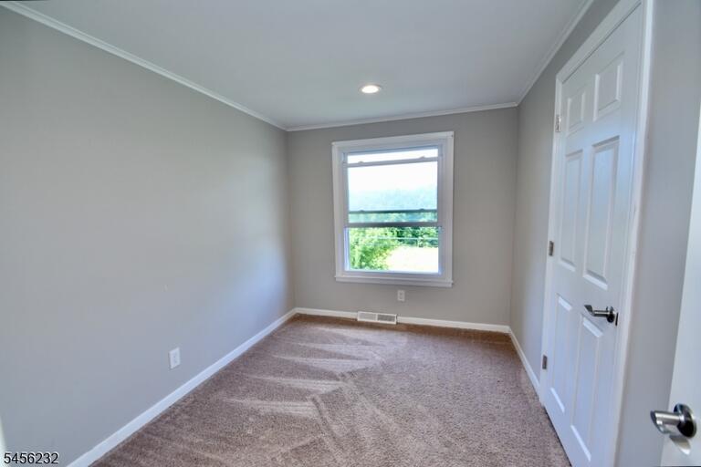 Property listing MLS 4048884 photo 12