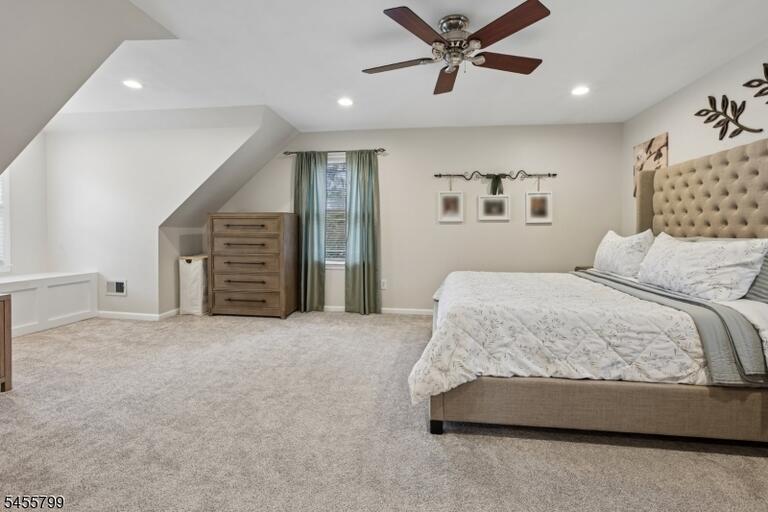 Property listing MLS 4048886 photo 25