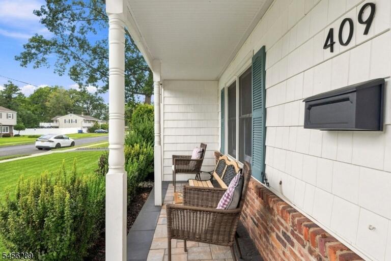 Property listing MLS 4048906 photo 30