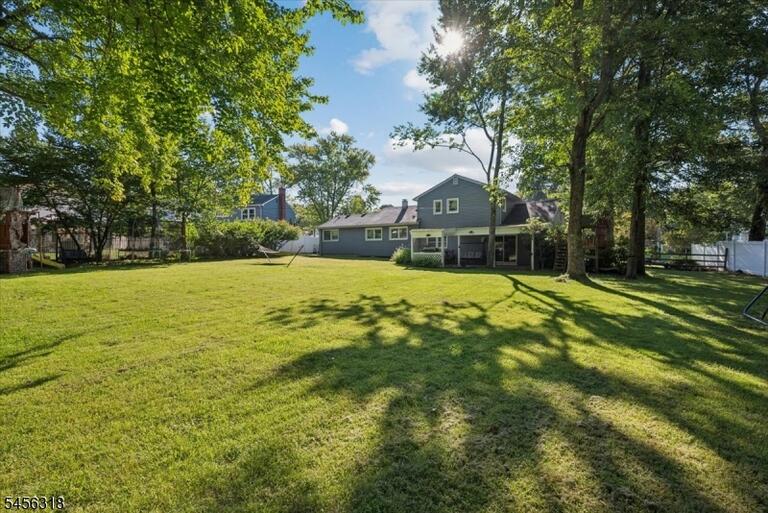 Property listing MLS 4048945 photo 38