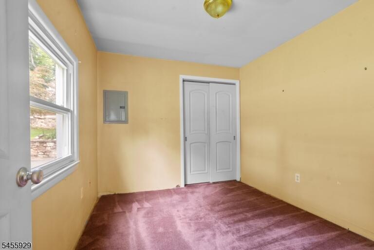 Property listing MLS 4049047 photo 18