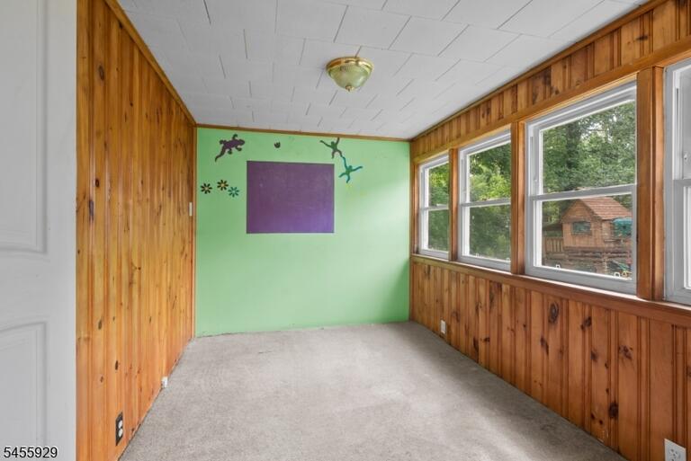Property listing MLS 4049047 photo 21