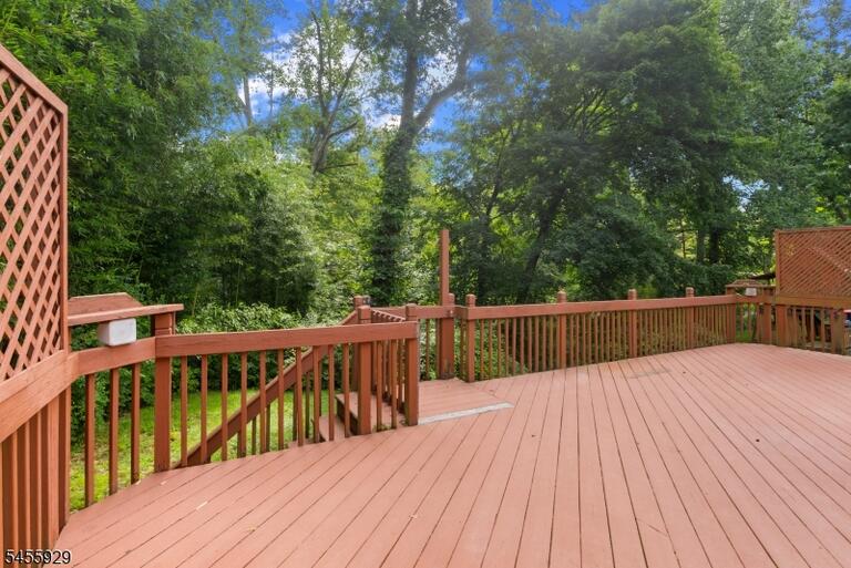 Property listing MLS 4049047 photo 24
