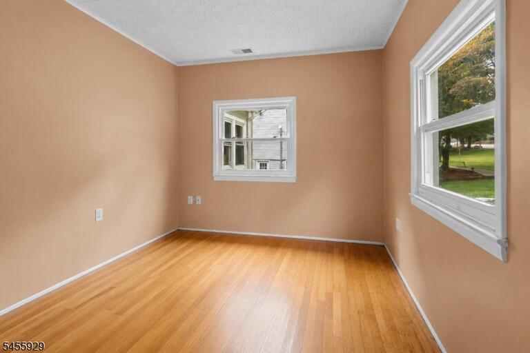 Property listing MLS 4049047 photo 7