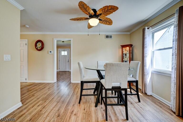 Property listing MLS 4049050 photo 12