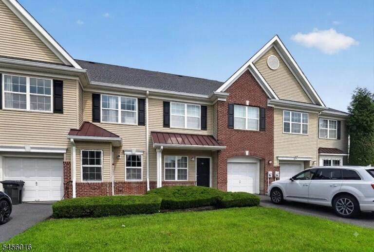 Property listing MLS 4049054 photo 2
