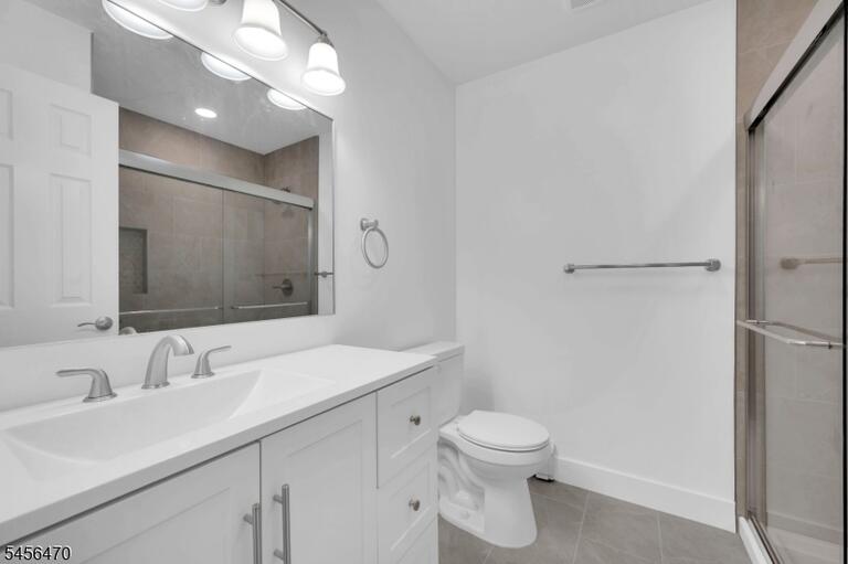 Property listing MLS 4049072 photo 13