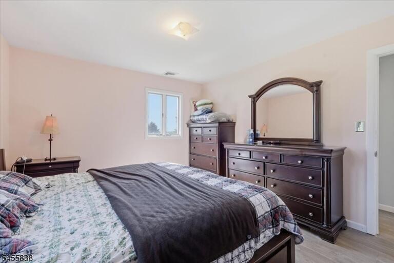 Property listing MLS 4049078 photo 16