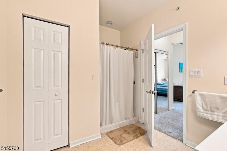 Property listing MLS 4049082 photo 14
