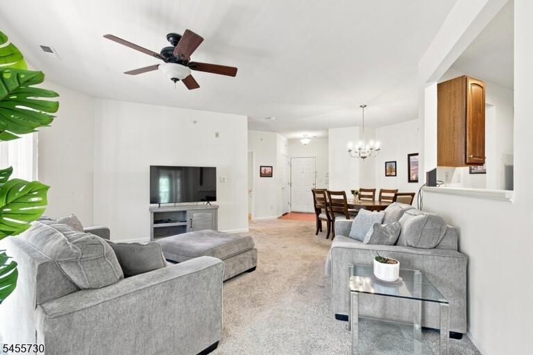 Property listing MLS 4049082 photo 9
