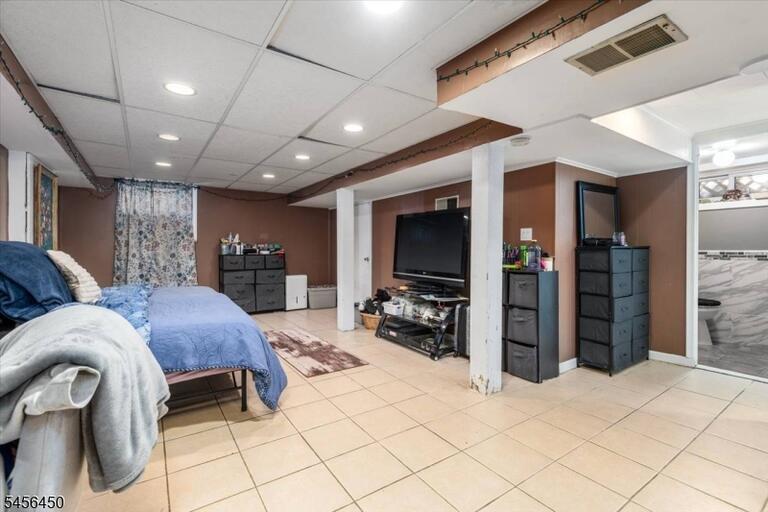 Property listing MLS 4049095 photo 17