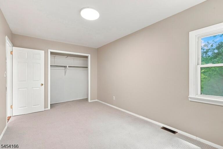 Property listing MLS 4049100 photo 14
