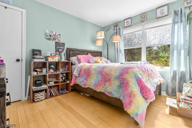 Property listing MLS 4049111 photo 24